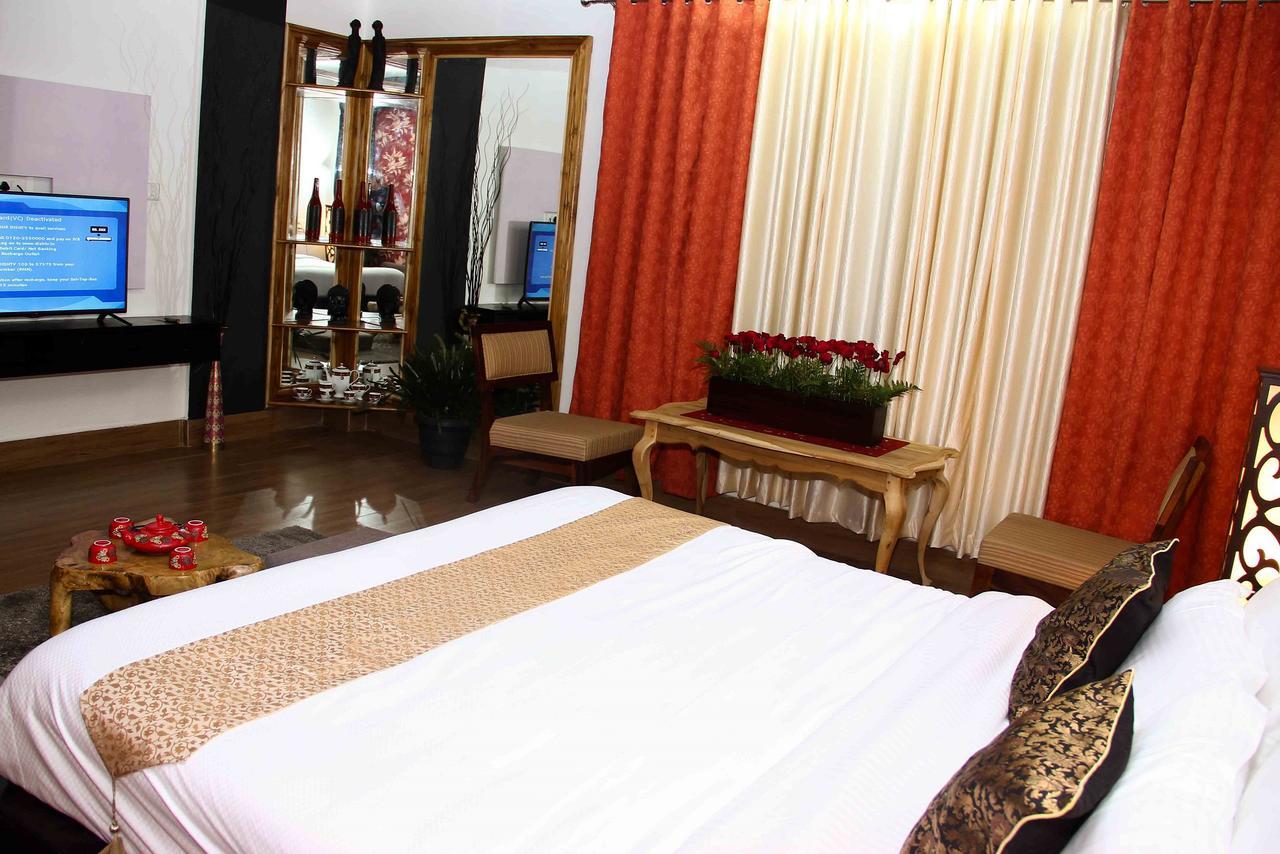 De Oriental Grand Hotel Kohima Екстериор снимка