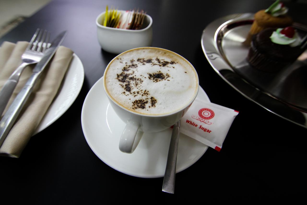 De Oriental Grand Hotel Kohima Екстериор снимка
